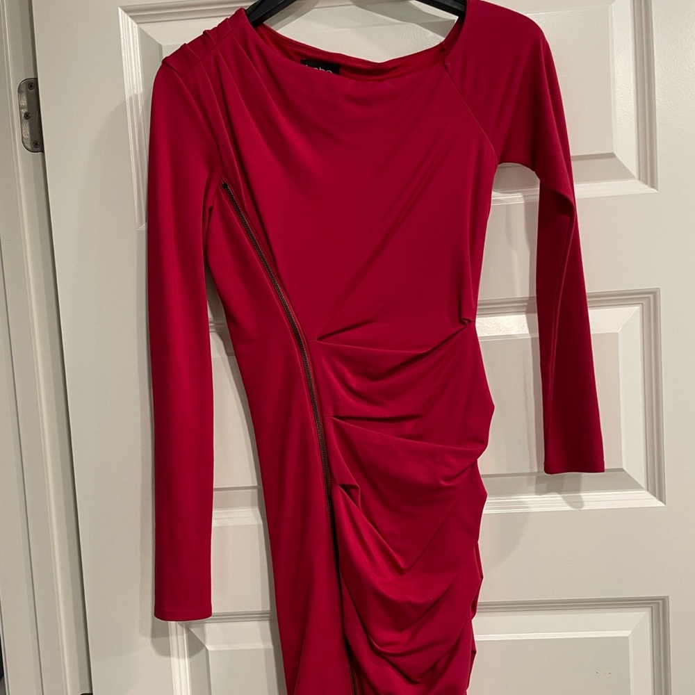 Bebe long sleeve dress